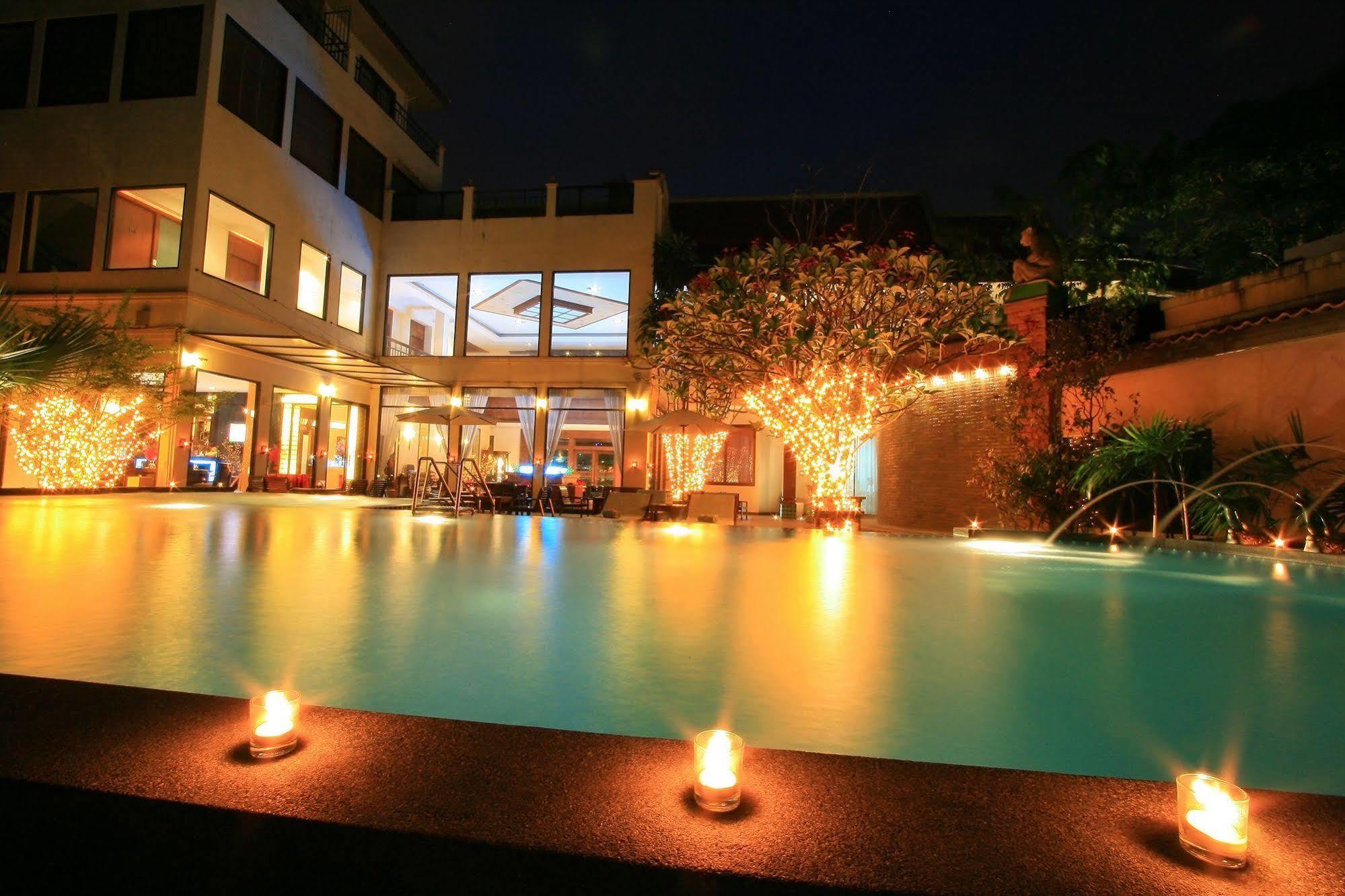 Siam Society Hotel And Resort Bangkok Buitenkant foto