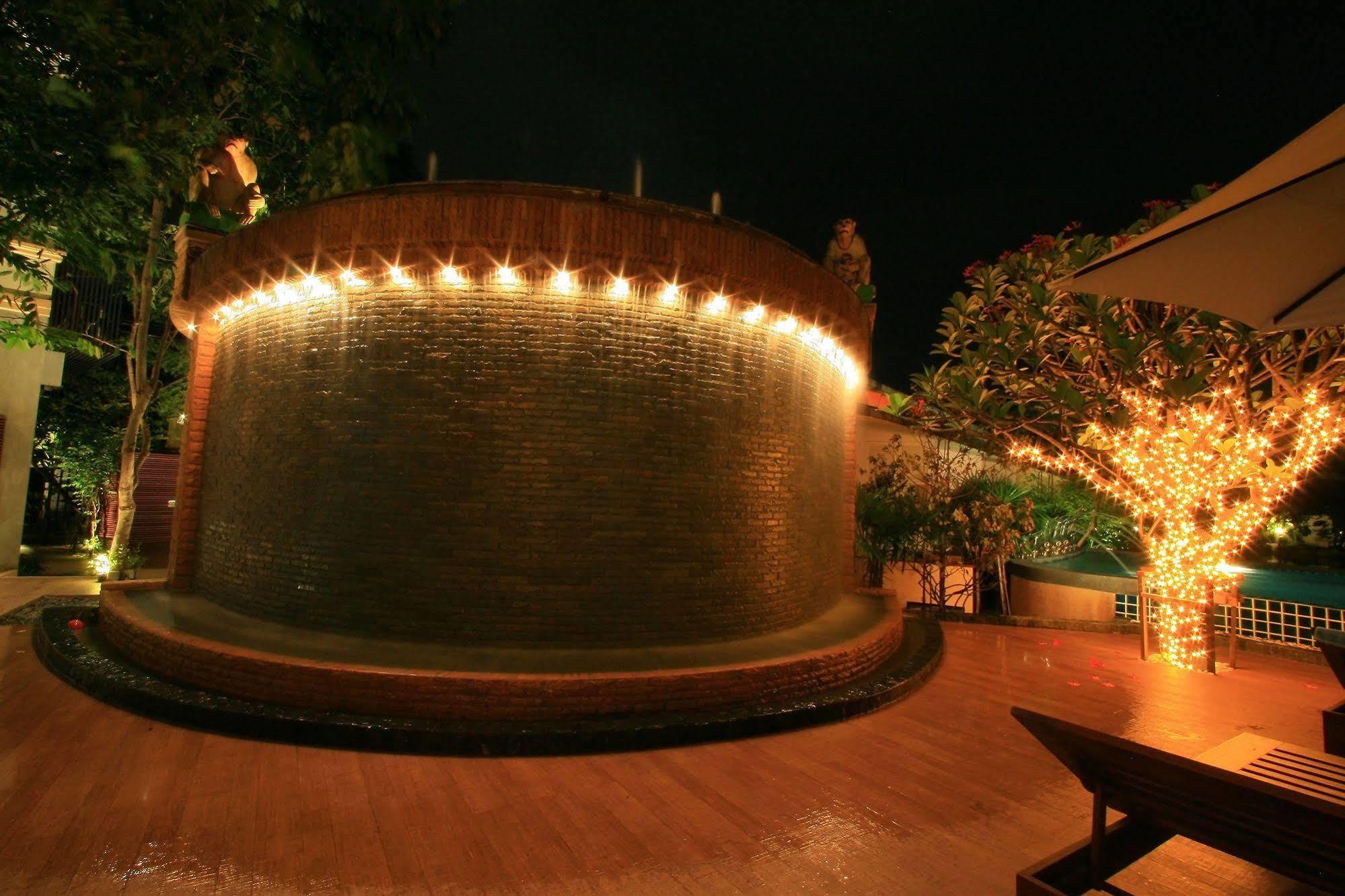 Siam Society Hotel And Resort Bangkok Buitenkant foto